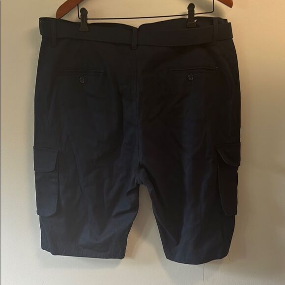 Rugged trail navy blue  Cargo Shorts with Versatile Design Men’s sz 40 NWT - Picture 7 of 11